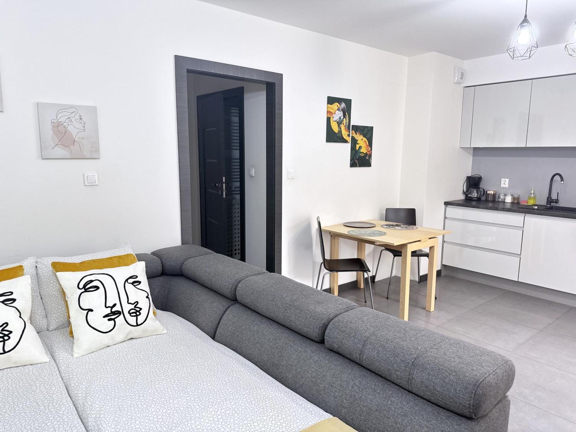 Good Time Apartments Strzelecka A Poznan Luaran gambar