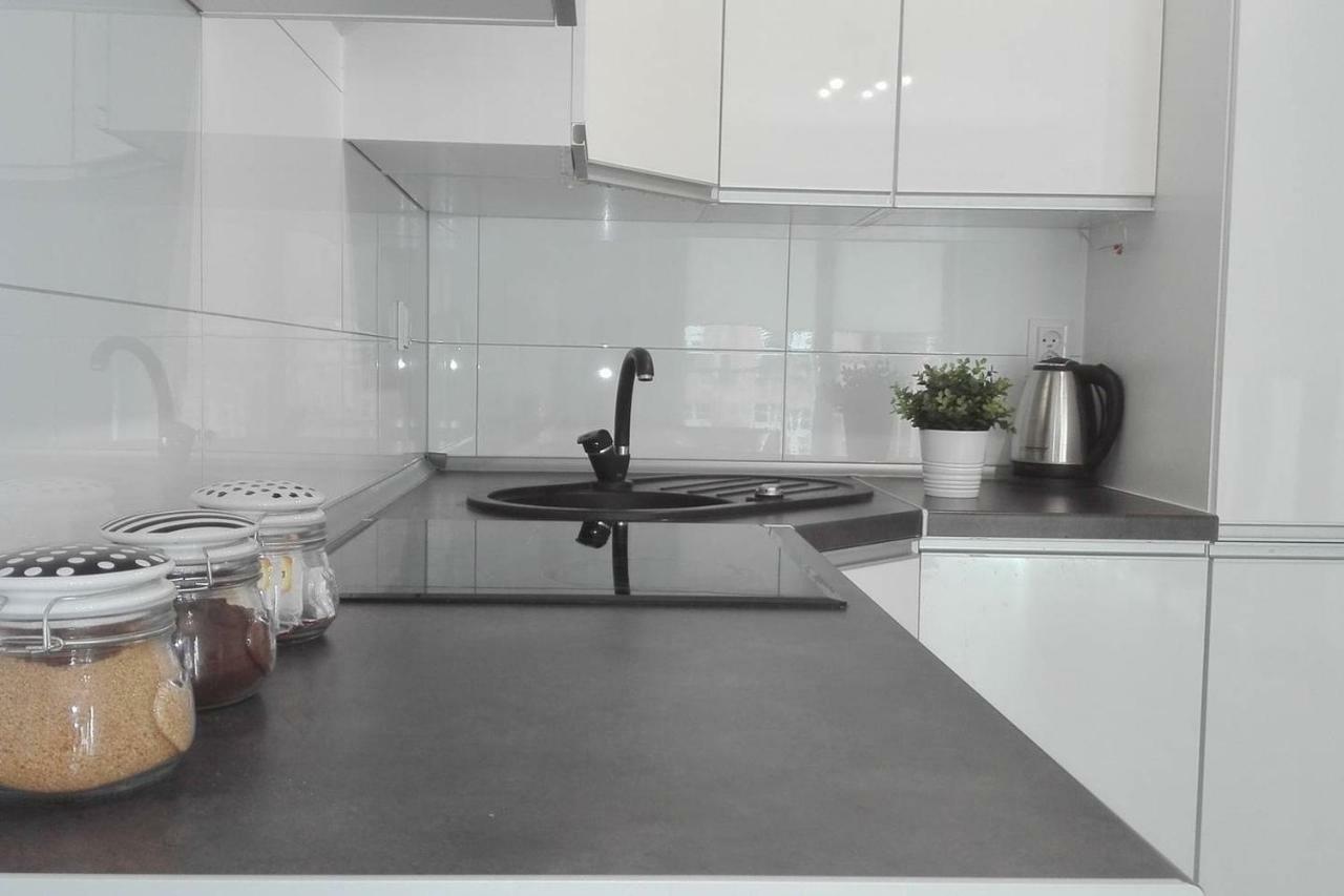 Good Time Apartments Strzelecka A Poznan Luaran gambar