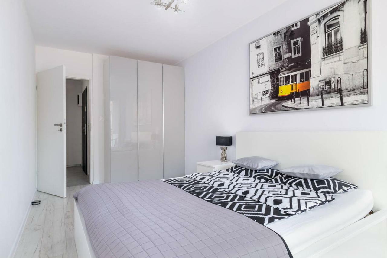 Good Time Apartments Strzelecka A Poznan Luaran gambar